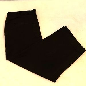AHA Black Capri